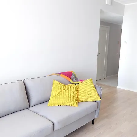 Rebase - Free Parking Ταρτού