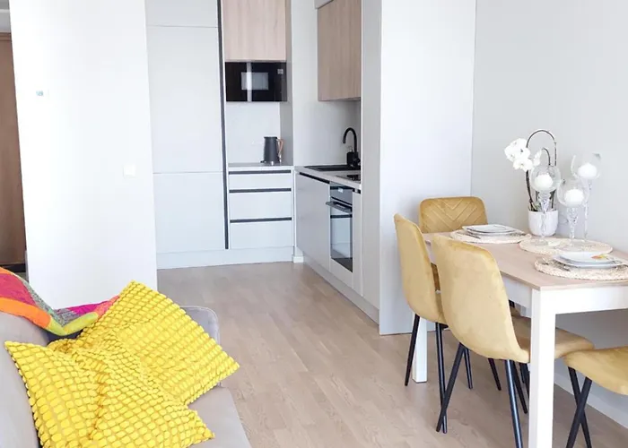 Rebase - Free Parking *